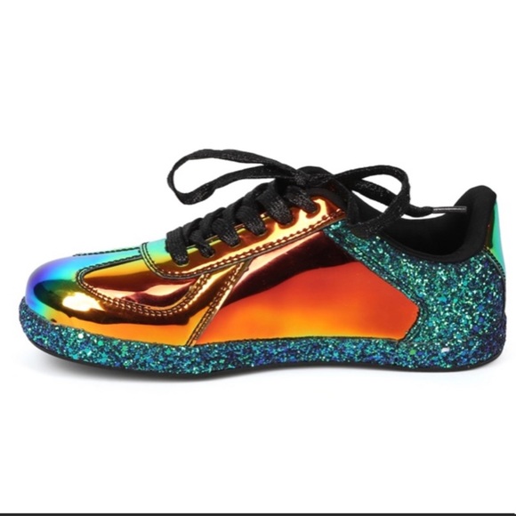 Qupid women’s 🌈 hologram lace up Glitter sneakers in size 6 /7 - Picture 5 of 5